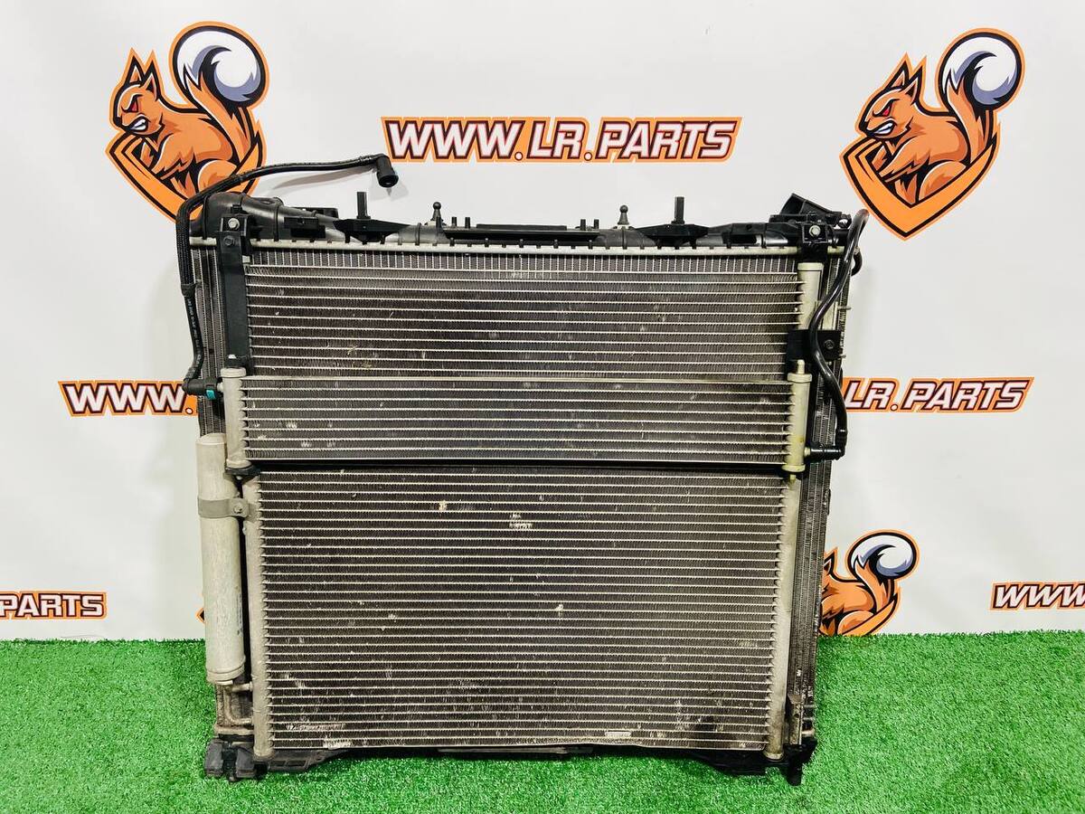 LR118314KIT Касета радіаторів 4.4 D Range Rover L405 (2013-2021)